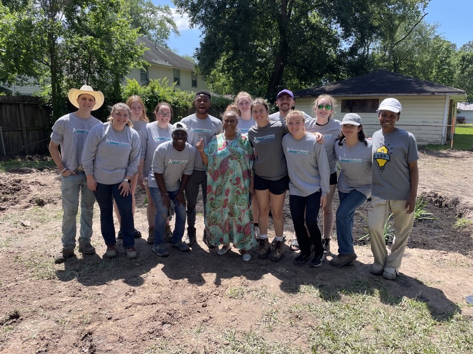 Students who worked with a Houston Disaster Recovery Group during an Alternative Break.